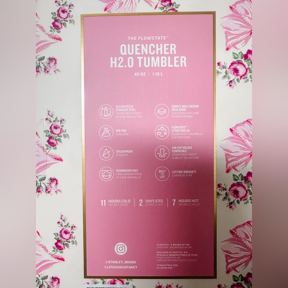 THE STANLEY X LOVESHACKFANCY HOLIDAY QUENCHER | 40 OZ/ Rosa Beaux Pink/ in hand - Picture 8 of 8